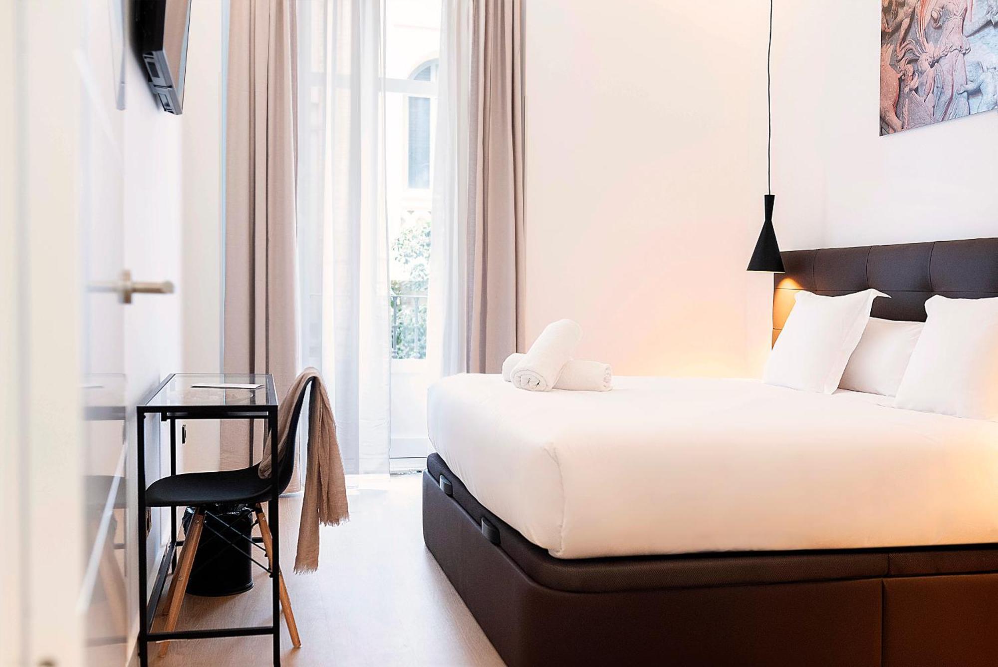 Woohoo Rooms Boutique Luna Madrid Ngoại thất bức ảnh
