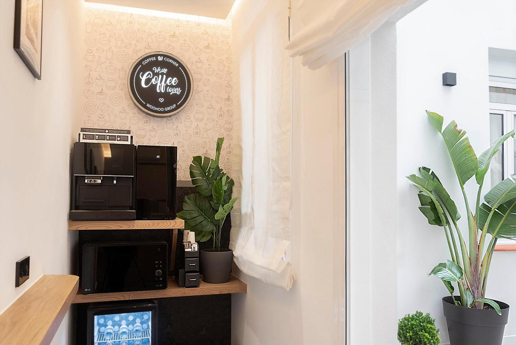 Woohoo Rooms Boutique Luna Madrid Ngoại thất bức ảnh